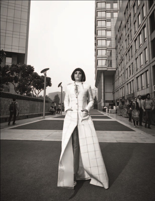 Set amidst a concrete corporate set up these blackened white toned pictures show an absolutely new fashion avatar of Richa which has been unexplored so far! Richa Chadda,actress Richa Chadda,Richa Chadda latest photoshoot,Richa Chadda latest pics,Richa Chadda latest images,Richa Chadda latest photos,Richa Chadda latest pictures,Richa Chadda pics,Richa Chadda images,Richa Chadda photos,Richa Chadda stills,Rich