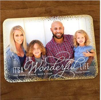Wilkinson shares holiday cards with fans.