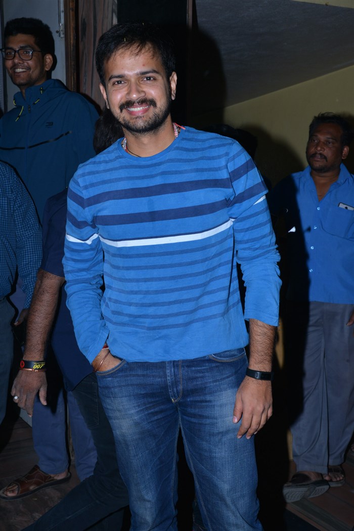 Celebs like Ram Gopal Varma, Naina Ganguly, Shritej, Dasari Kiran Kumar, Vamsi Nakkanti, Vamsee Chaganti and others graced the event. Ram Gopal Varma,Naina Ganguly,Shritej,Dasari Kiran Kumar,Vamsi Nakkanti,Vamsee Chaganti,Vangaveeti movie team,Vangaveeti team,Devi Theater
