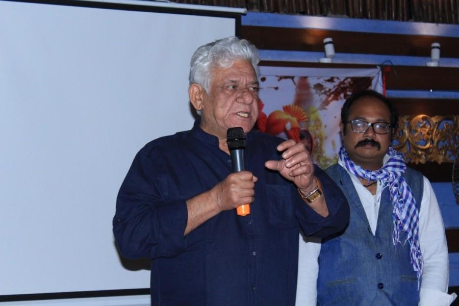 Actor Om Puri during the trailer launch of his film Rambhajan Zindabad in Mumbai on Dec 23, 2016. Om Puri,Rambhajan Zindabad,Rambhajan Zindabad trailer,Rambhajan Zindabad trailer launch,Rambhajan Zindabad trailer launch pics,Rambhajan Zindabad trailer launch images,Rambhajan Zindabad trailer launch photos,Rambhajan Zindabad trailer launch stills,Rambh