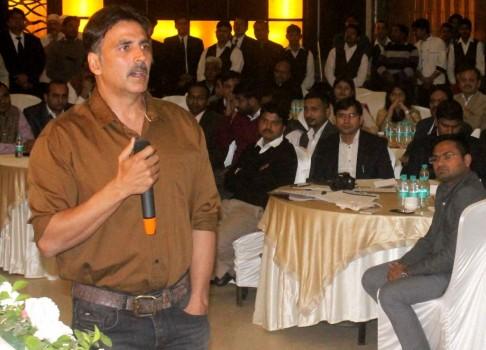 Bollywood actor Akshay Kumar addresses the Swachh Bharat Champions on day-2 of 'Swachhata Sammelan' in Mathura on Dec 22, 2016.