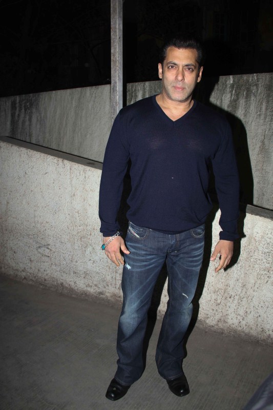 Bollywood actor Salman Khan at Aamir Khan's Dangal special screening. Salman Khan,Aamir Khan,Dangal special screening,Dangal special screening pics,Salman Khan at Dangal special screening,Dangal special screening images,Dangal special screening photos,Dangal special screening stills,Dangal special screening pictures