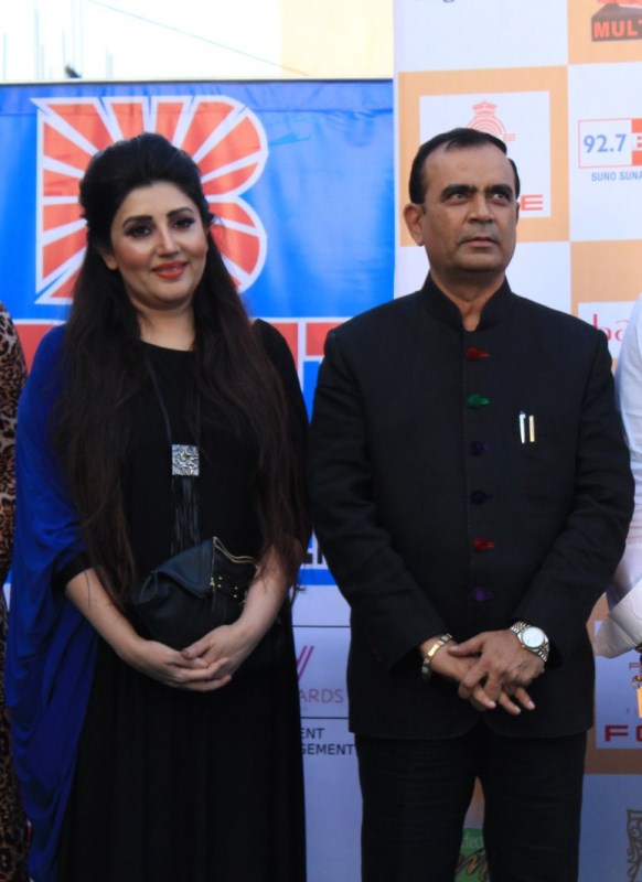 Yogesh Lakhani, CMD, Bright Outdoor Media and fashion designer Archana Kochhar during a press meet of Bright Perfect Miss India, Beauty Pageant in Mumbai, on Dec 24, 2016. Yogesh Lakhani,CMD,Bright Outdoor Media,fashion designer Archana Kochhar,Bright Perfect Miss,Beauty Pageant,fashion Show
