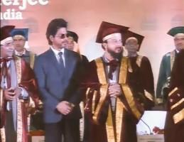 Shahrukh Khan,SRK,Shahrukh Khan receives Doctorate,SRK receives Doctorate,Maulana Azad University,Maulana Azad National Urdu University