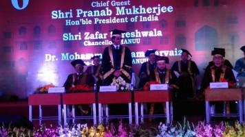 Shahrukh Khan,SRK,Shahrukh Khan receives Doctorate,SRK receives Doctorate,Maulana Azad University,Maulana Azad National Urdu University