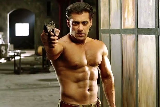 Salman Khan birthday special: Check his best shirtless photos. Salman Khan birthday special,Salman Khan birthday,Salman Khan shirtless photos,Salman Khan shirtless pics,Salman Khan shirtless images,Salman Khan shirtless stills,Salman Khan shirtless pictures,happy birthday Salman Khan,salman khan birthday
