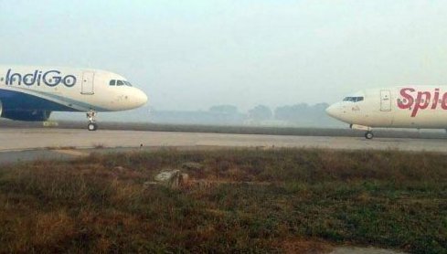A major mishap was averted here at the Indira Gandhi International (IGI) airport on Tuesday after an Indigo and a SpiceJet aircraft came face-to-face on the runway. 
