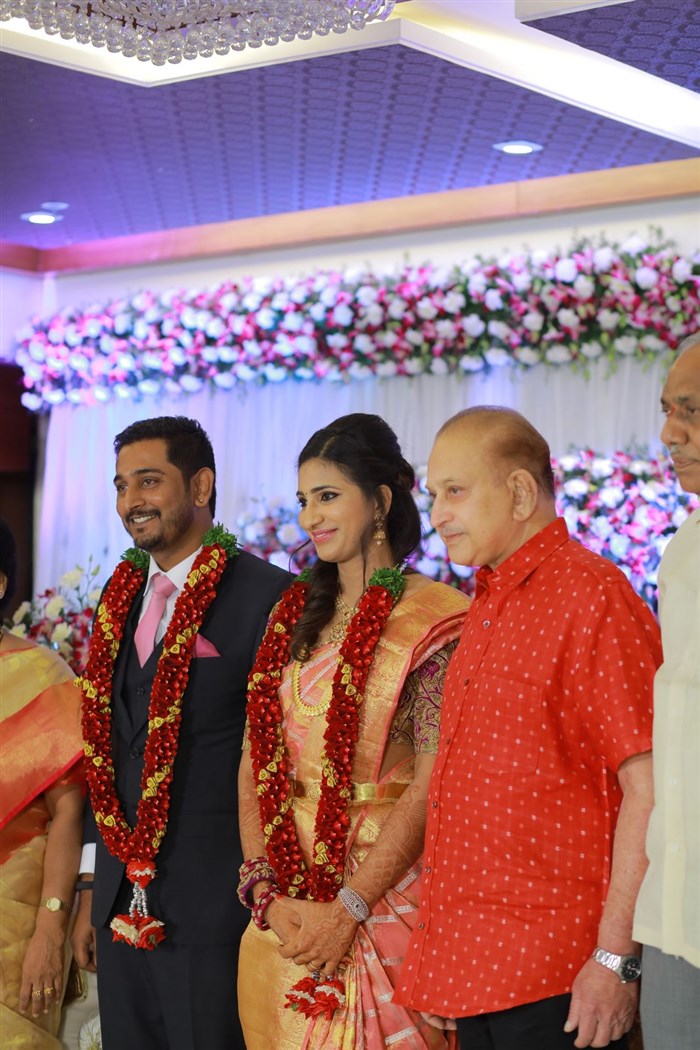 Tollywood movie producer Padmalaya Sakhamuri Mallikarjuna Rao daughter Jayalakshmi and Vinay Kumar Chowdhary wedding reception held at FNCC, Film Nagar in Hyderabad. Celebs like Krishna, Dasari Narayana Rao, C Kalyan, KS Rama Rao and others graced the event. Krishna,Dasari Narayana Rao,Mallikarjuna Rao daughter Jayalakshmi Wedding Reception,Mallikarjuna Rao,Jayalakshmi Wedding Reception,producer Padmalaya Sakhamuri Mallikarjuna Rao,Jayalakshmi Wedding Reception pics,Jayalakshmi Wedding Reception images,Jayala