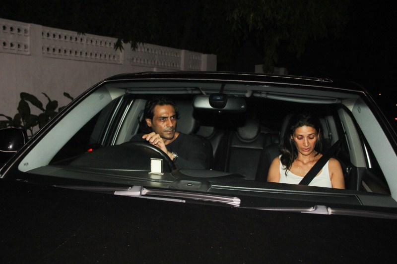 Celebs like Shraddha Kapoor, Arjun Rampal spotted outside Farhan Akhtar's house at Bandra. Shraddha Kapoor,Arjun Rampal,Farhan Akhtar,Farhan Akhtar house,Shraddha Kapoor and Arjun Rampal
