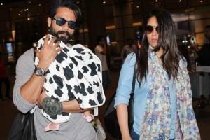 Varun Dhawan,Shahid Kapoor,Rana Daggubati,Rani Mukerji,Varun Dhawan spotted at airport,Shahid Kapoor spotted at airport,Rana Daggubati spotted at airport,Rani Mukerji spotted at airport,Rani Mukerji at airport,Varun Dhawan at airport,Shahid Kapoor at airp