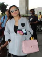 Varun Dhawan,Shahid Kapoor,Rana Daggubati,Rani Mukerji,Varun Dhawan spotted at airport,Shahid Kapoor spotted at airport,Rana Daggubati spotted at airport,Rani Mukerji spotted at airport,Rani Mukerji at airport,Varun Dhawan at airport,Shahid Kapoor at airp