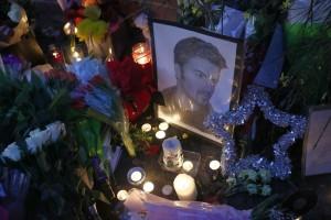 George Michael,Fans pay tribute to George Michael,george michael dead,George Michael Christmas death,Christmas Day