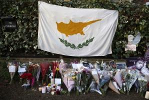 George Michael,Fans pay tribute to George Michael,george michael dead,George Michael Christmas death,Christmas Day