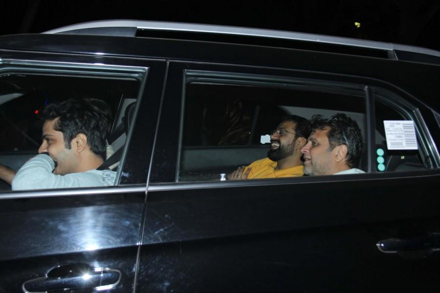 Bollywood actor Shahrukh Khan and Rahul Dholakia spotted at Yashraj studios for Raees dubbing. Shahrukh Khan and Rahul Dholakia,Shahrukh Khan,Dholakia,Raees dubbing,Yashraj studios,Shahrukh Khan at Yashraj studios,Shahrukh Khan at Raees dubbing,Raees movie dubbing,SRK