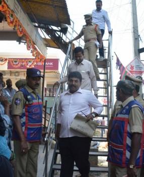 The Muthoot Finance branch from where five unidentified persons posing as CBI officials looted 40 kg gold from a officer of the office in Hyderabad on Dec 28, 2016.
