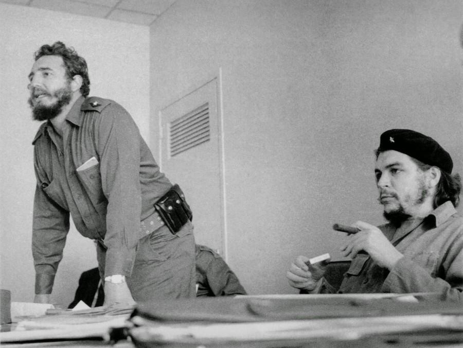 Prominent people who died in 2016: Cuban revolutionary and statesman Fidel Castro (left) in his heyday. Prominent people who died in 2016,Celebs who died in 2016,Celebs died in 2016,Celebrity deaths in 2016,Fidel Castro,Glenn Frey,Alan Rickman,Carrie Fisher,Henry Heimlich,Junko Tabei