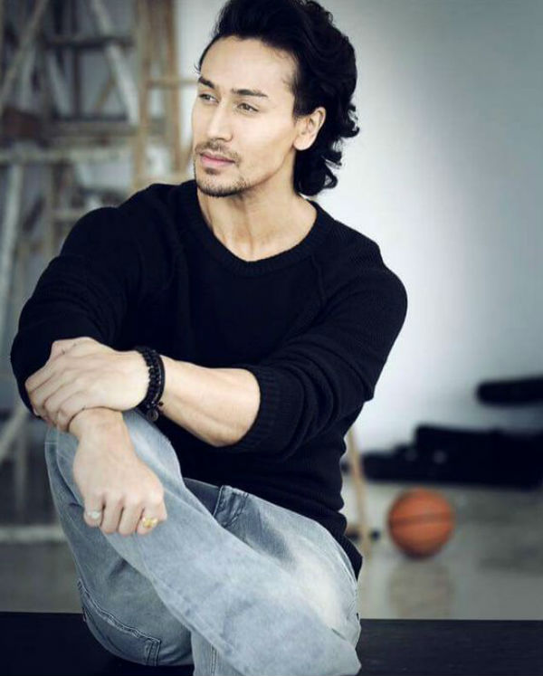 Tiger Shroff stunned everyone right from his big debut film, Sajid Nadiadwala's Heropanti. This young debutant became a star in no time thanks to all the hard work and dedication he puts in everything. Jacqueline Fernandez,Tiger Shroff,Sushant Singh Rajput,Neeraj Pandey,Achievers of 2016,Achievers of Bollywood celebs