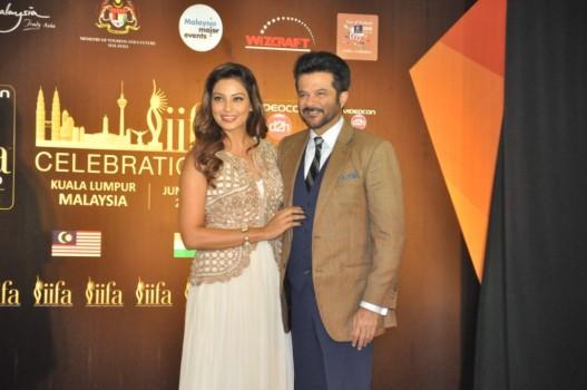 Anil Kapoor & Bipasha Basu