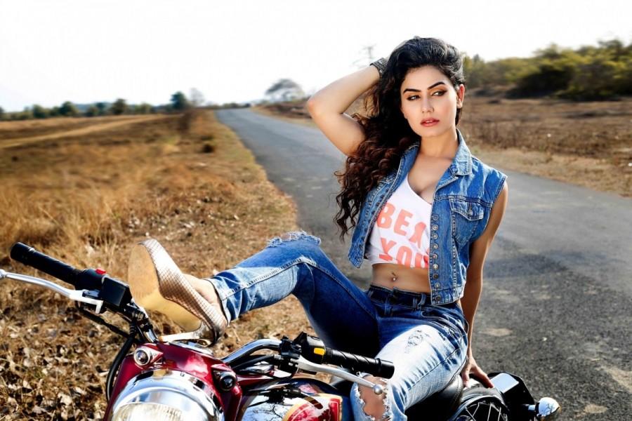Actress Kangana Sharma during a photoshoot. Kangna Sharma,Kangna Sharma photoshoot,Kangna Sharma hot photoshoot,Kangna Sharma hot pics,Kangna Sharma hot images,Kangna Sharma hot photos,Kangna Sharma hot stills,Kangna Sharma hot pictures