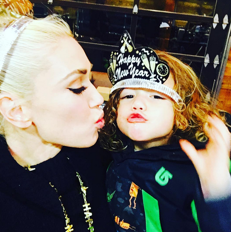 Gwen Stefani Miley Cyrus,Liam Hemsworth,Kourtney Kardashian,New Year 2017,New Year Celebrations,New Year Celebrations pics,New Year Celebrations images,New Year Celebrations photos,New Year Celebrations stills