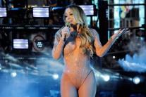 Mariah Carey performs during a concert in Times Square on New Year's Eve in New York, U.S. December 31, 2016. Picture taken on December 31, 2016.