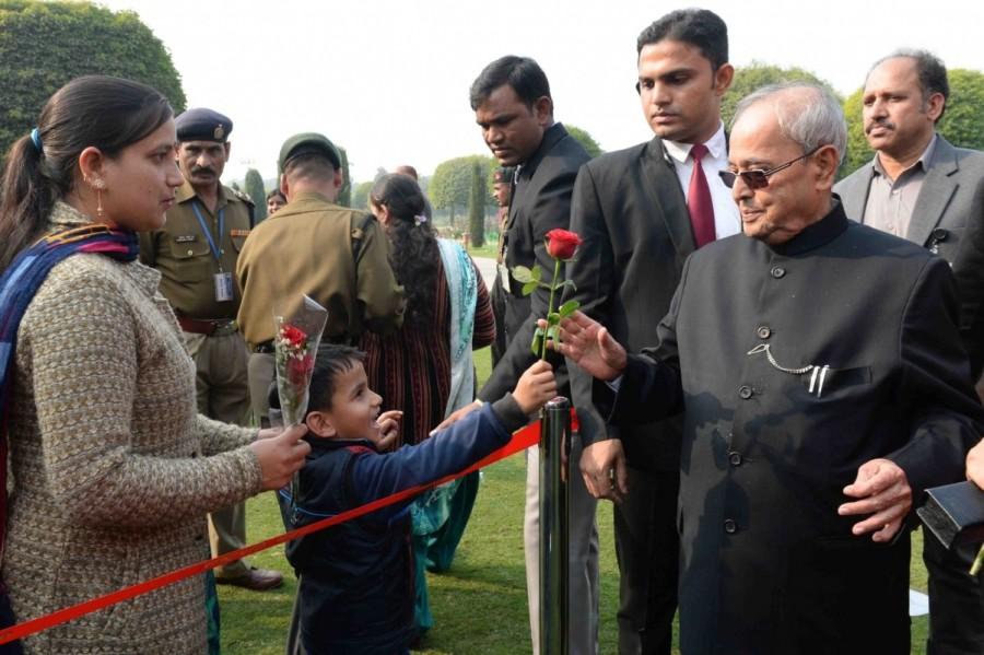Children greet President Pranab Mukherjee on New Year in New Delhi, on Jan 1, 2017. President Pranab Mukherjee,Pranab Mukherjee,Children greet President Pranab Mukherjee,Children greet Pranab Mukherjee,Pranab Mukherjee new year,Pranab Mukherjee new year celebrations,Pranab Mukherjee new year celebrations pics,Pranab Mukherjee new year ce