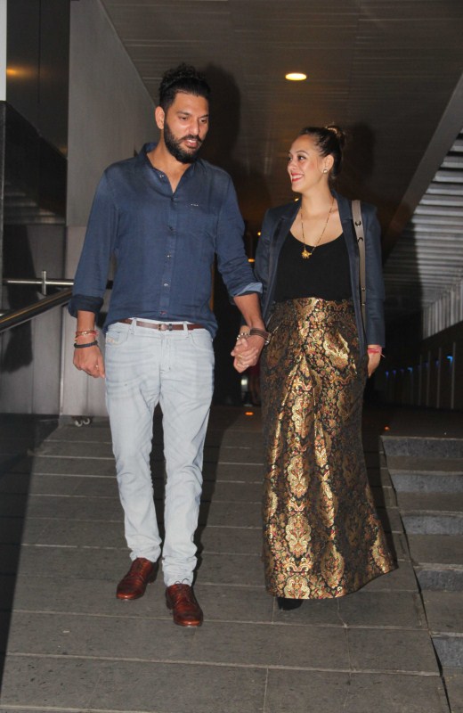 Photos of Yuvraj Singh and Hazel Singh spotted at Bandra for dinner. Yuvraj Singh and Hazel Singh,Yuvraj Singh,Hazel Singh,Yuvraj Singh and Hazel Singh spotted at Bandra,Yuvraj Singh with his wife Hazel Singh,Hazel Singh pics,Hazel Singh images,Hazel Singh phoots,Yuvraj Singh pics,Yuvraj Singh images,Yuvraj Singh stills
