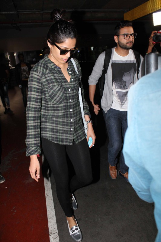 Bollywood actress Freida Pinto spotted at Mumbai Airport. Anushka Sharma,Freida Pinto,Varun Dhawan,Urvashi Rautela,Anushka Sharma spotted at Mumbai Airport,Freida Pinto spotted at Mumbai Airport,Varun Dhawan spotted at Mumbai Airport,Urvashi Rautela spotted at Mumbai Airport