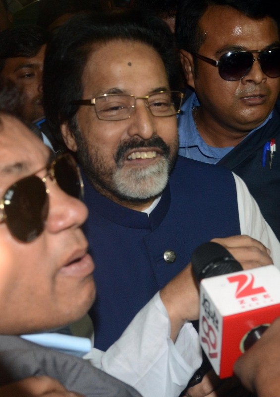 Lok Sabha MP and leader of Trinamool Congress parliamentary party Sudip Bandyopadhyay arrives to appear before CBI in connection with the Rose Valley chit fund scam in Kolkata on Jan 3, 2017. TMC MP Sudip Bandyopadhyay,Sudip Bandyopadhyay,Sudip Bandyopadhyay appears before CBI,Lok Sabha MP,Trinamool Congress parliamentary party,CBI,Rose Valley chit fund scam,Rose Valley chit fund