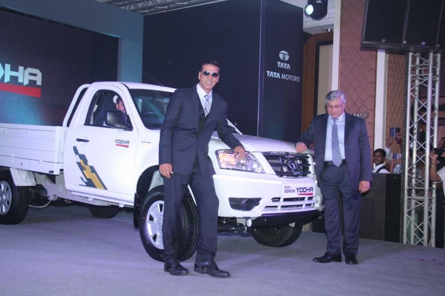 Tata Motors launches the new Xenon YODHA in the presence of Akshay Kumar; the newly appointed brand ambassador for commercial vehicles. Akshay Kumar,actor Akshay Kumar,Tata Xenon Yodha,Xenon YODHA,YODHA,Tata Motors,Akshay Kumar latest pics,Akshay Kumar latest images,Akshay Kumar latest photos,Akshay Kumar latest stills,Akshay Kumar latest pictures