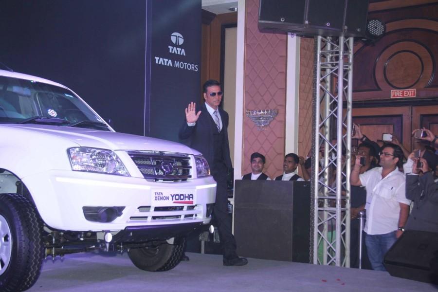 Tata Motors launches the new Xenon YODHA in the presence of Akshay Kumar; the newly appointed brand ambassador for commercial vehicles. Akshay Kumar,actor Akshay Kumar,Tata Xenon Yodha,Xenon YODHA,YODHA,Tata Motors,Akshay Kumar latest pics,Akshay Kumar latest images,Akshay Kumar latest photos,Akshay Kumar latest stills,Akshay Kumar latest pictures