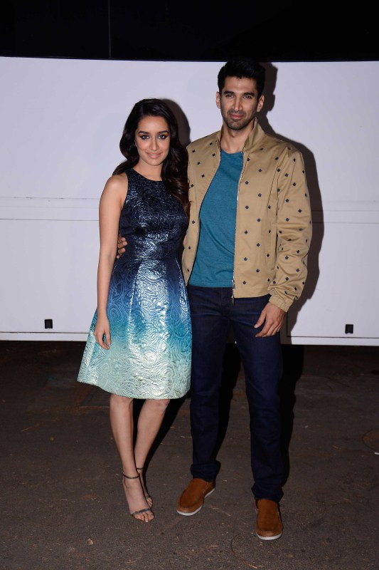 Promotion of film OK Jaanu on the sets of The Kapil Sharma Show. Shradha Kapoor and Aditya Roy Kapoor,Shradha Kapoor,Aditya Roy Kapoor,Aditya Roy Kapoor and Shradha Kapoor,The Kapil Sharma Show,OK Jaanu,OK Jaanu promotions,OK Jaanu movie promotions,OK Jaanu promotions on The Kapil Sharma Show,The Kapil Sharma Show on t