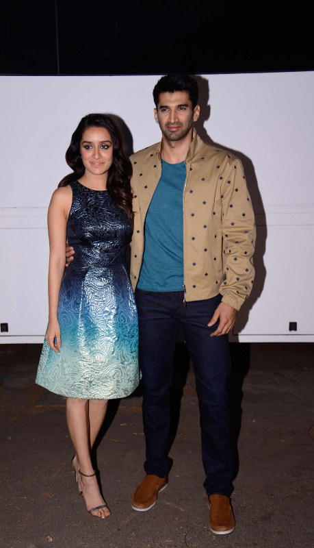 Promotion of film OK Jaanu on the sets of The Kapil Sharma Show. Shradha Kapoor and Aditya Roy Kapoor,Shradha Kapoor,Aditya Roy Kapoor,Aditya Roy Kapoor and Shradha Kapoor,The Kapil Sharma Show,OK Jaanu,OK Jaanu promotions,OK Jaanu movie promotions,OK Jaanu promotions on The Kapil Sharma Show,The Kapil Sharma Show on t