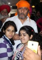 Jackie Shroff visits Golden Temple,Jackie Shroff at Golden Temple,Jackie Shroff,actor Jackie Shroff,Jackie Shroff latest pics,Jackie Shroff latest images,Jackie Shroff latest stills,Jackie Shroff latest pictrues