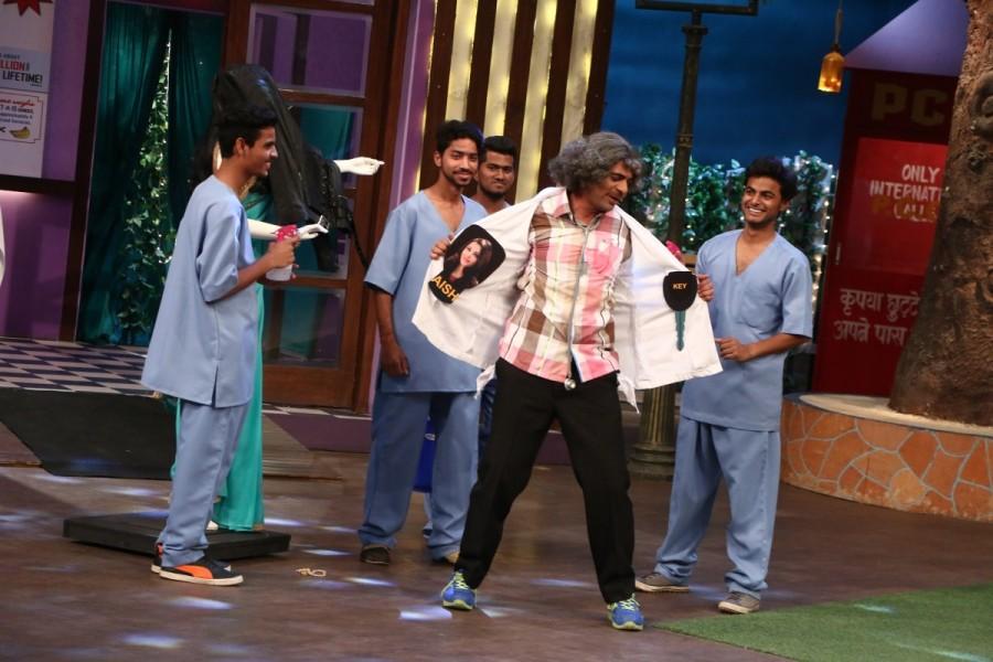 Bollywood actor Shradha Kapoor and Aditya Roy Kapoor promote OK Jaanu on the sets of The Kapil Sharma Show in Mumbai. Shradha Kapoor and Aditya Roy Kapoor,Shradha Kapoor,Aditya Roy Kapoor,OK Jaanu,OK Jaanu promotions,OK Jaanu movie promotions,The Kapil Sharma Show,The Kapil Sharma Show on the sets,OK Jaanu on The Kapil Sharma Show