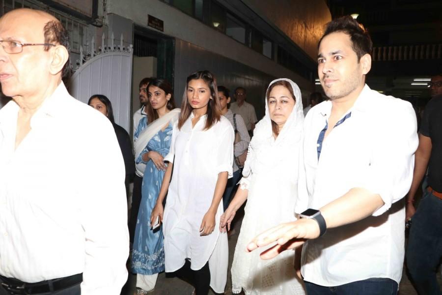 Celebs like Tabu, Ravi Behl, Sajid Nadiadwala, Nationalist congress party (NCP) leader Sachin Ahir, Sanjay Nirupam, Kamal Sadanah, Naved Jaffery, Sanjay Kapoor, Sohail Khan, Chunky Pandey, Salim Khan, Kamal Sadanah, Puneet Issar and others spotted at the prayer meeting for Abis Rizvi, CEO, Rizvi Builders in Mumbai on January 5, 2017. Tabu,Ravi Behl,Sajid Nadiadwala,Sanjay Nirupam,Kamal Sadanah,Naved Jaffery,Sanjay Kapoor,Sohail Khan,Chunky Pandey,Salim Khan,Kamal Sadanah,Prayer meeting for Abis Rizvi,Abis Rizvi,Abis Rizvi prayer meet