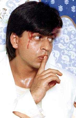 Every content of Raees, from the trailer to the music, to the dialogues and the style, has been fast catching the audience's attention emerging to set trends. Red Chillies Entertainment and Excel Entertainment Present, an Excel Entertainment Production, Raees is set to hit screens on 25th January 2017. Raees,Baazigar,Darr,Anjam,Fan,Shah Rukh Khan,SRK,Shah Rukh Khan in negative character,SRK in negative character