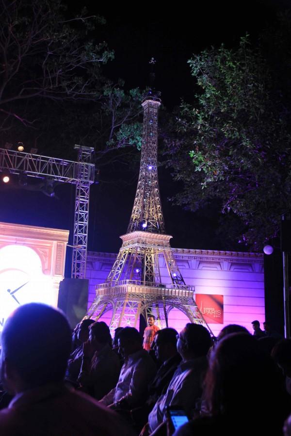 Shraddha Kapoor Walks The Ramp at Unveiling of 40 ft tall Eiffel Tower