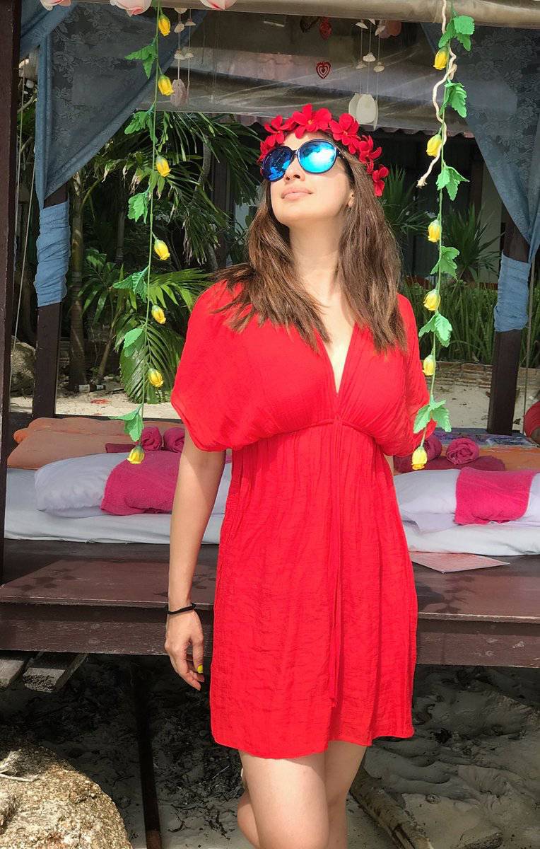 South Indian actress Raai Lakshmi's New Year Celebration in Beach. Raai Lakshmi,actress Raai Lakshmi,Raai Lakshmi hot pics,Raai Lakshmi hot images,Raai Lakshmi hot photos,Raai Lakshmi hot stills,Raai Lakshmi New Year Celebration,Raai Lakshmi New Year Celebration pics,Raai Lakshmi New Year Celebration images,Raai Lakshmi
