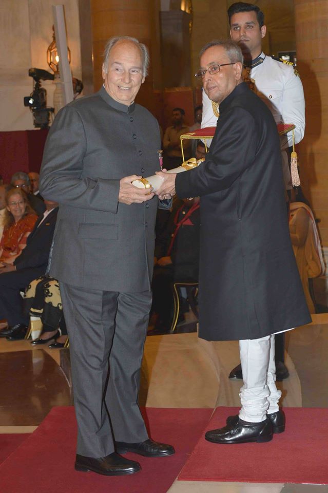 Padma Shri, Padma Bhushan, Padma Vibhushan: Pranab Mukherjee Presents ...