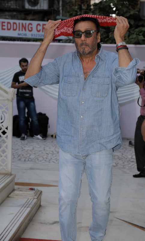 Bollywood actor Jackie Shroff during the prayer meeting for actor Om Puri by his wife Nandita Puri in Mumbai. Om Puri's prayer meet,Om Puri,Om Puri prayer meet,Amitabh Bachchan,Aishwarya Rai,Abhishek Bachchan,Jackie Shroff,Tisca Chopra,Om Puri prayer meet pics,Om Puri prayer meet images,Om Puri prayer meet photos,Om Puri prayer meet stills,Om Puri prayer mee