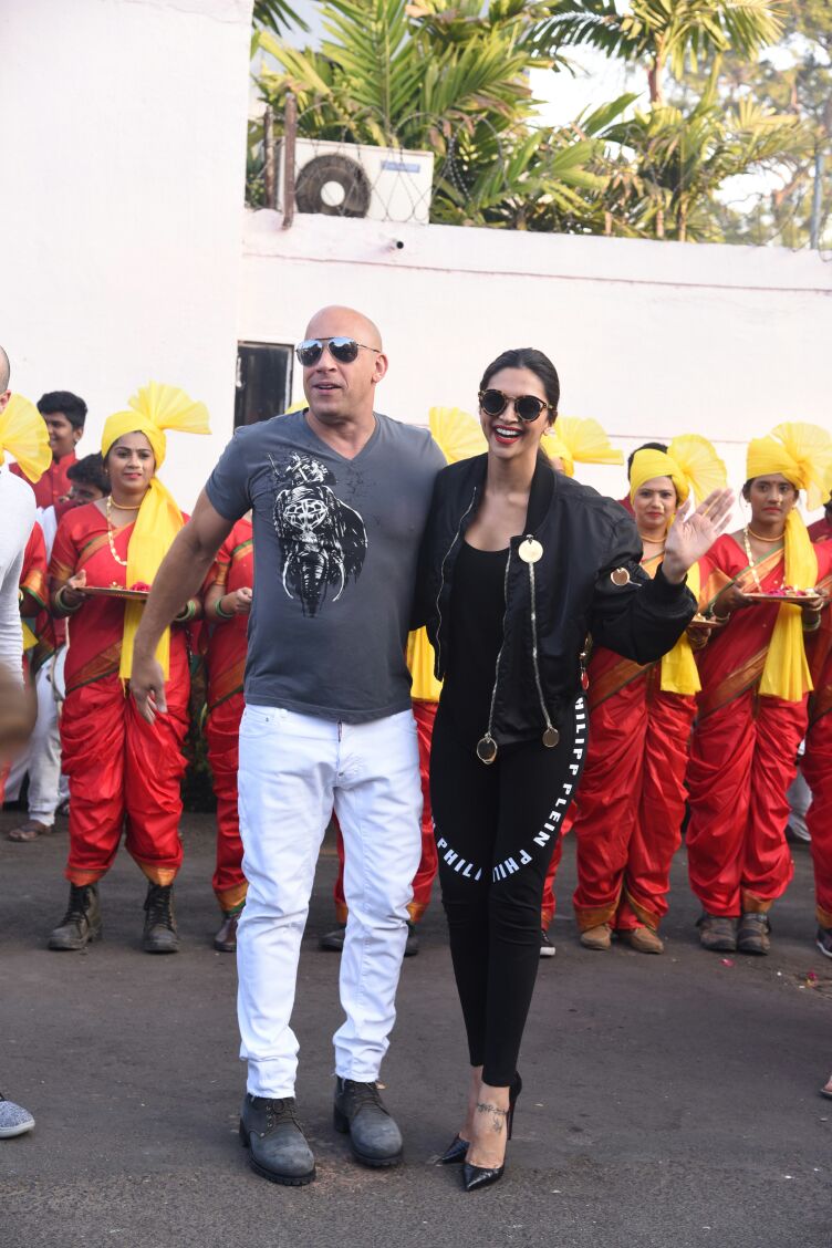 Aamchi Mumbai rolled out the red carpets with Maharashtrian style welcome consisting of an Aarti and tilak exuding much pomp and pride accompanied with gusto filled Band Baaja. The traditionally clad entourage stylishly atop their Royal Enfield's then led the stars to their hotels in the western suburbs of Mumbai. Vin Diesel,actor Vin Diesel,Deepika Padukone,Vin Diesel arrives in India,Vin Diesel in India