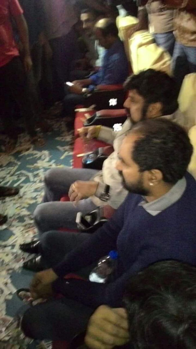 Actor Balakrishna, director Rajamouli watch Gautamiputra Satakarni benefit show with fans. Balakrishna,Rajamouli,Actor Balakrishna,director Rajamouli,Gautamiputra Satakarni,Gautamiputra Satakarni special show,Gautamiputra Satakarni benefit show,Gautamiputra Satakarni benefit show pics,Gautamiputra Satakarni benefit show images,Gautamiputra Sata