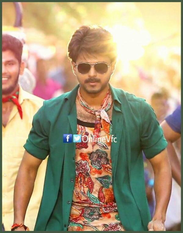 Vijay and Keerthy Suresh's Bairavaa latest movie stills - Photos,Images ...