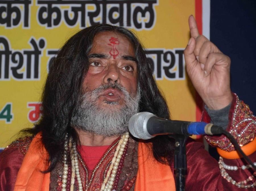 Swami Omji Maharaj, who was ousted from the reality TV show "Bigg Boss 10" due to his outrageous antics addresses a press conference in New Delhi, on Jan 10, 2017. Swami Omji,Swami Omji Maharaj,Bigg Boss 10,Bigg Boss,Swami Omji Maharaj press conference,Swami Omji Maharaj press conference pics,Swami Omji Maharaj press conference images,Swami Omji Maharaj press conference photos,Swami Omji Maharaj press conference sti