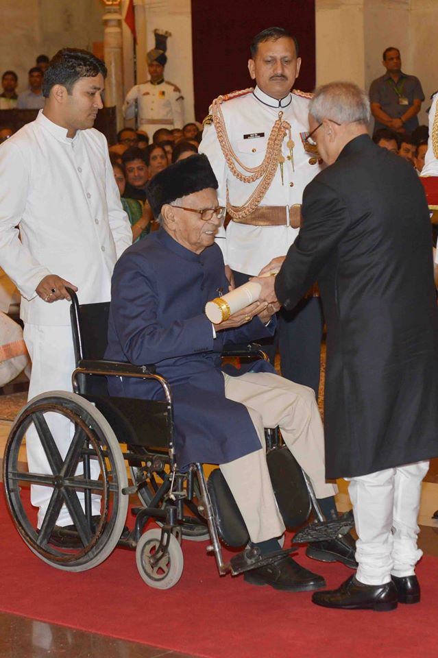 Padma Shri, Padma Bhushan, Padma Vibhushan: Pranab Mukherjee Presents ...