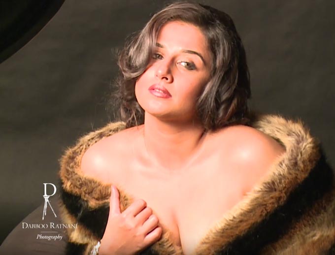 Vidya Balan Dabboo Ratnani Calendar 2017,Dabboo Ratnani Calendar,Abhishek Bachchan,Aishwarya Rai,Akshay Kumar,Alia Bhatt,Anuskha Sharma,Disha Patani,Hrithik Roshan,Jacqueline Fernandez,Parineeti Chopra,Priyanka Chopra,Sanjay Dutt,Shahrukh Khan,Shraddha Kapoor,Sunny L