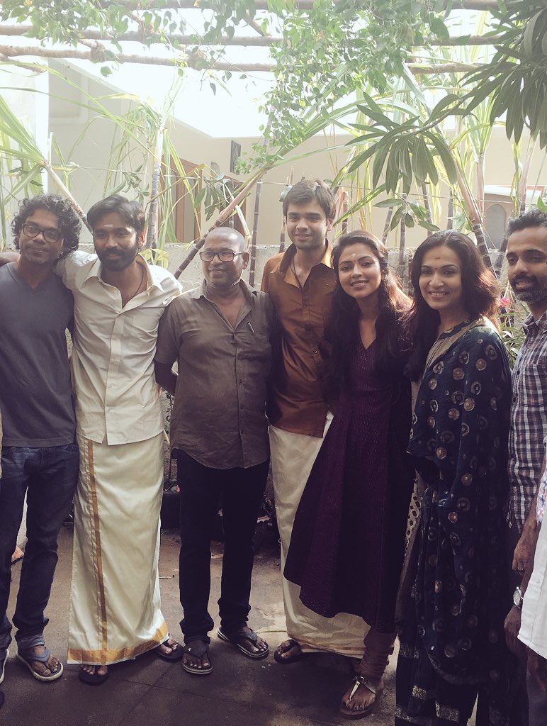 Dhanush, Amala Paul celebrates Pongal festival. Nagarjuna,Dhanush,Amala Paul,Vijayakanth,Varalaxmi Sarathkumar,Pongal festival,Makar Sankranti,Makar Sankranti 2017,Sankranti celebrations,Sankranti celebration pics,Sankranti celebration images,Sankranti celebration photos,Sankranti celebration stills,Sa