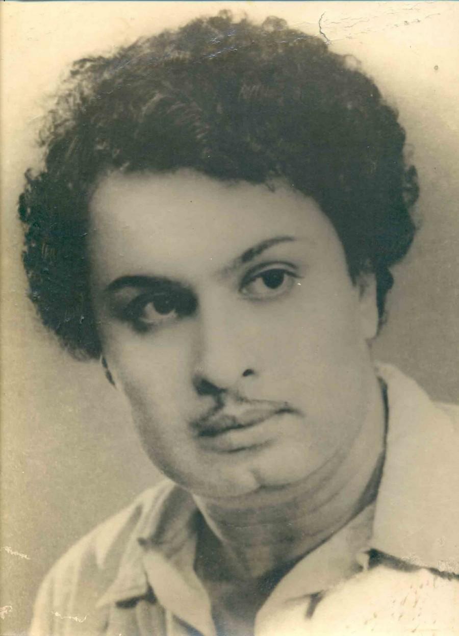 MGR 100th Birthday Special: Rare and unseen pictures of Puratchi Thalaivar. Puratchi Thalaivar,MGR 100th Birthday Special,MGR,MGR Birthday,MGR Birthday special,MGR rare pics,MGR rare images,lMGR rare photos,MGR rare stills,MGR rare pictures