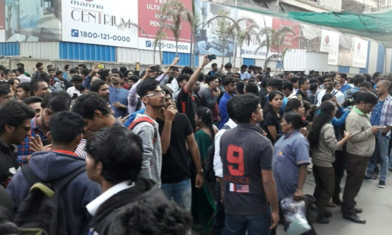 Mantri Square wall collapse: Panic outside the mall. Mantri Square,Mantri Square wall collapse,Mantri Square collapse,Panic,Panic in the mall,Mantri Square wall,Mantri Square mall wall collapse